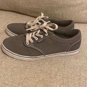 Women’s size 7.5 Vans